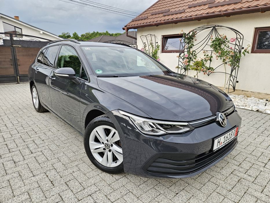VOLKSWAGEN Golf 2022