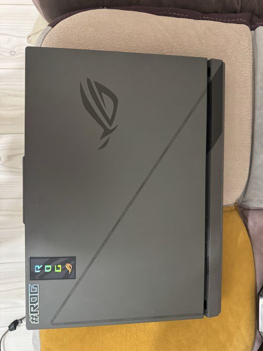 Asus rog strix 16