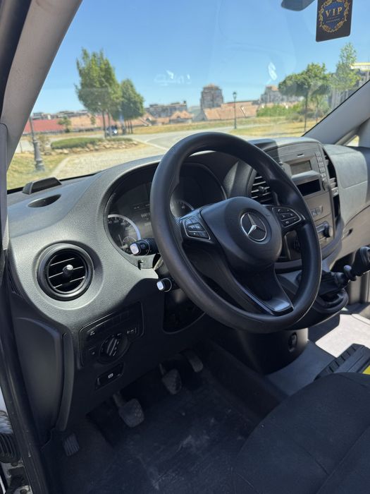 Mercedes benz vito 111 cdi extralong 6 usi