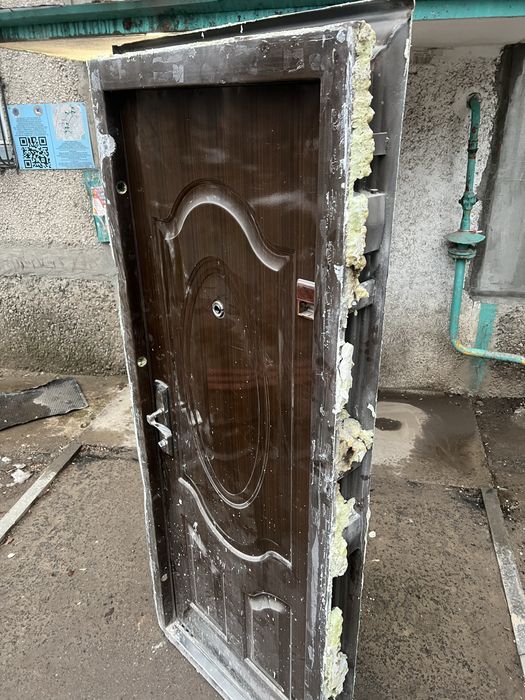 Входная дверь бу темир есик