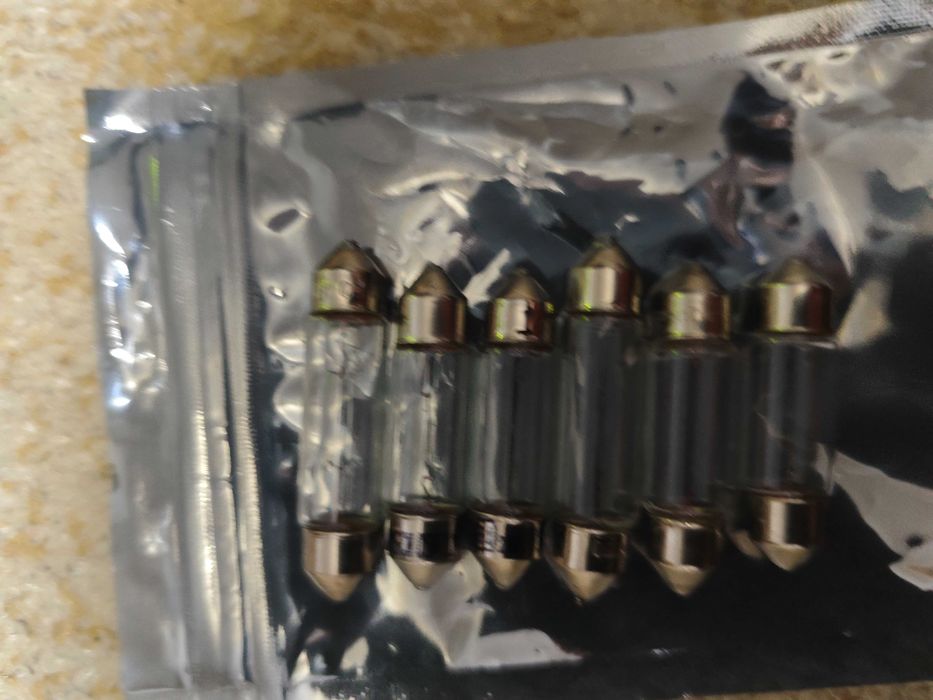 Consumabile - VW GOLF V (1K1) 1.4 16V benzina 80 cai
