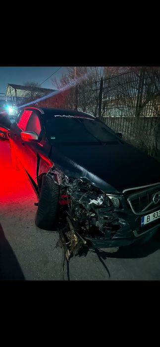 Продава се цялата кола за масти