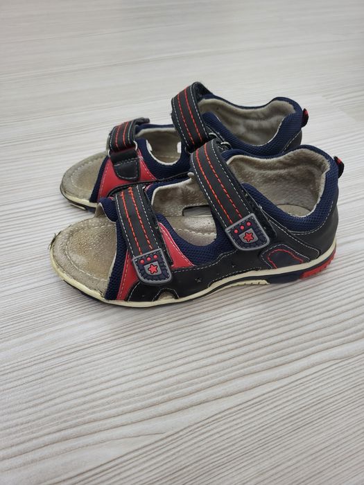 Продам сандали biker размер 30