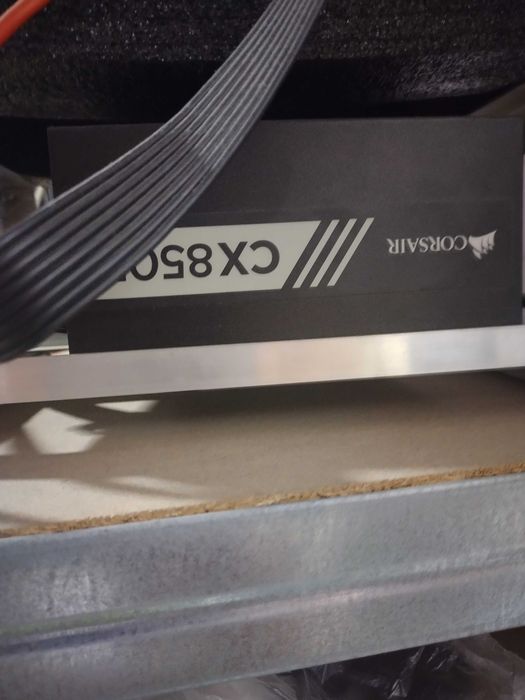 Riguri minat Placi GTX-1070 pret:6000 Lei
