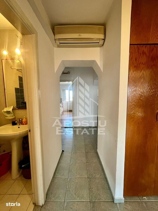Apartament 4 camere de vanzare,decomandat,zona Fabric, Timisoara