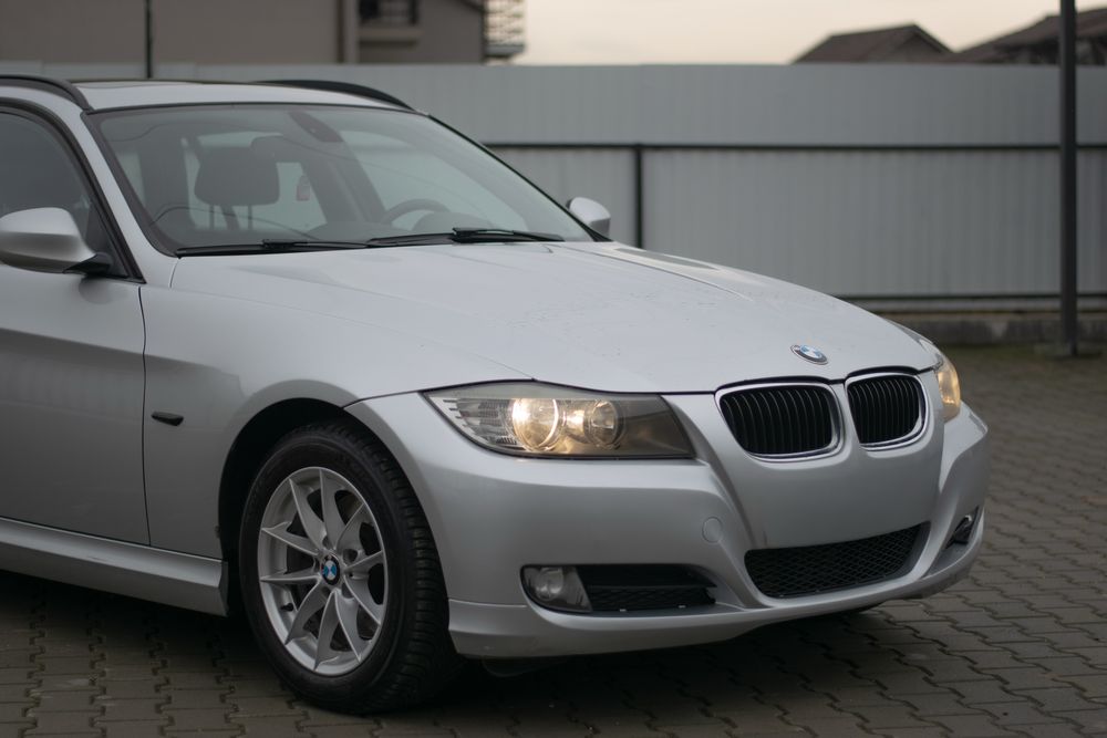 BMW seria 3 - 320D E91 an-2010(facelift)