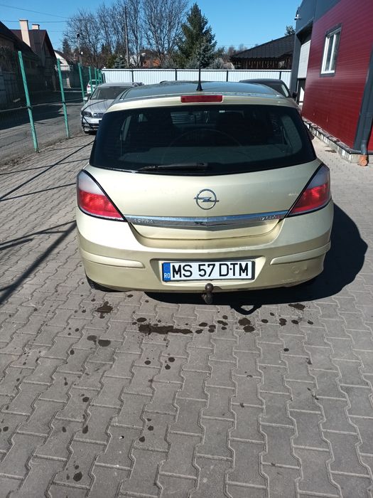 OPEL Astra 2005 — imagine 5