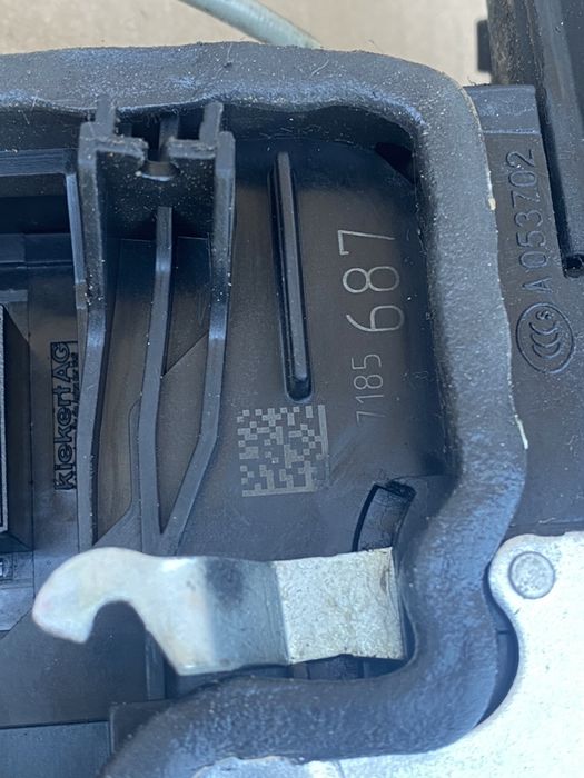 Broasca / Incuietoare soft close BMW Seria 7 F01 F02