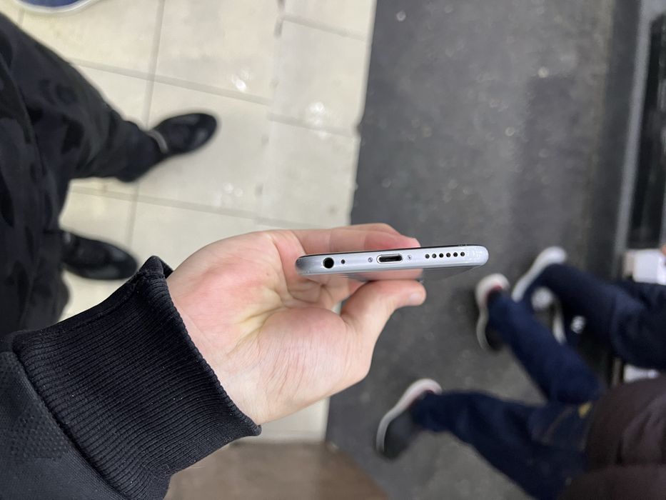 Iphone 6s 32GB titan