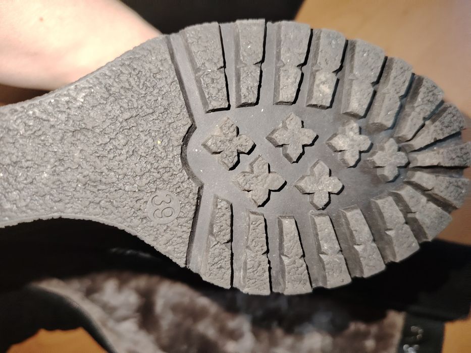 Зимние сапоги 39р нубук