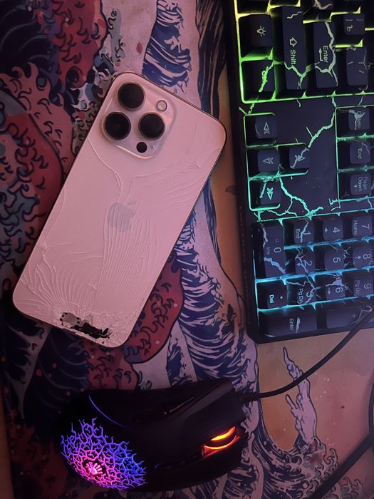 Айфон 14 про макс срочно продам