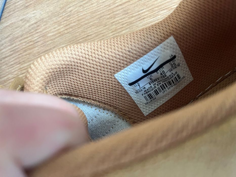Adidasi Nike marimea 40