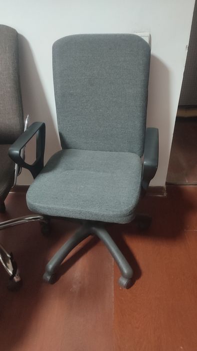Кресло  офисные.