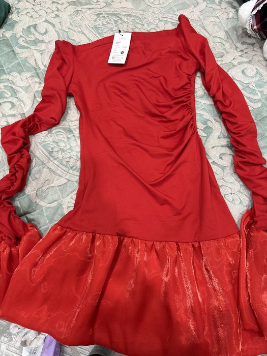 Продам платье и ботфорт