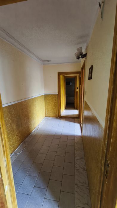 Vând apartament , et.2 in cartier Micro 3
