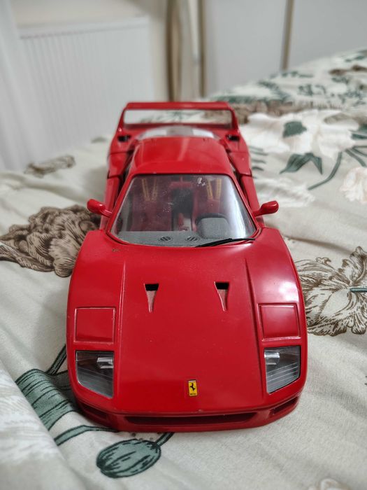 Mașina de colecție ferrari