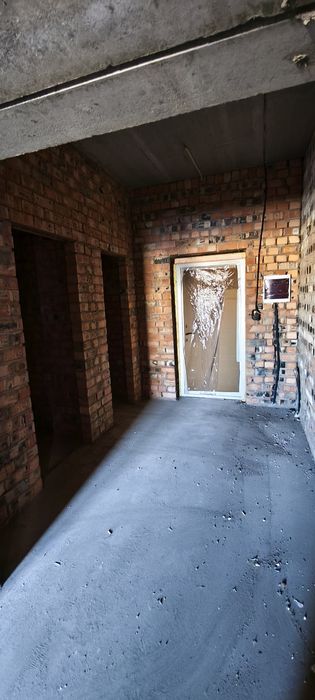 Продам квартиру в новостройке 78м2