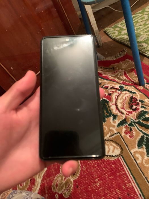 Самсунг а 52 и Редми нот 10про