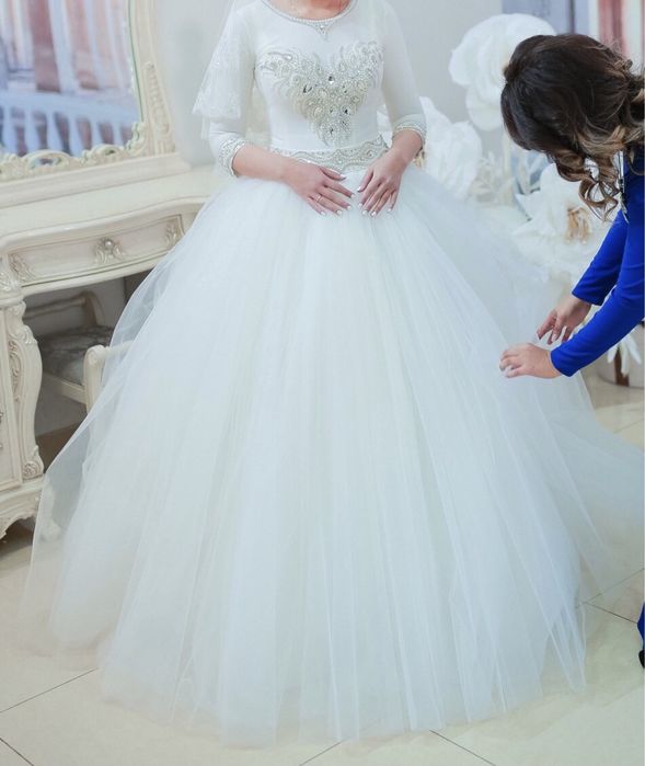 Свадебное платье