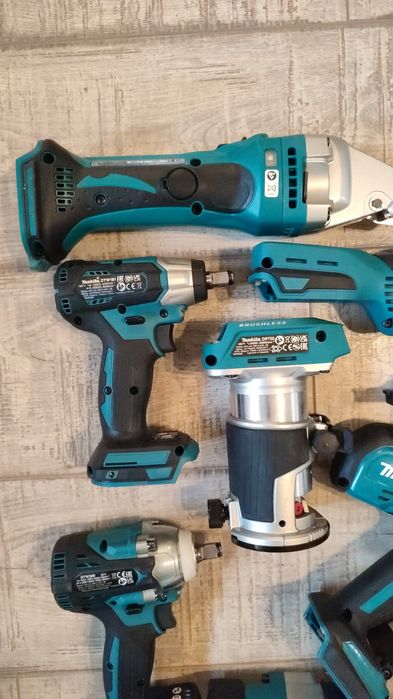 Makita 18 v noi și originale