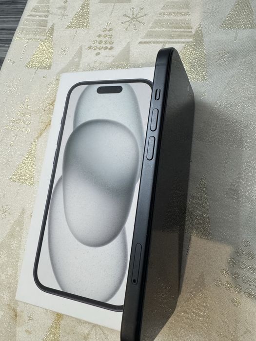 iPhone 15 като Нов !