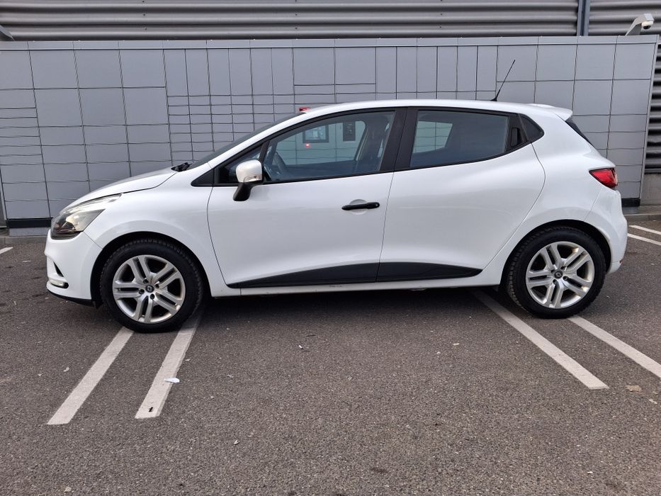 Inchiriez Renault Clio 1.2 Benzina 2018