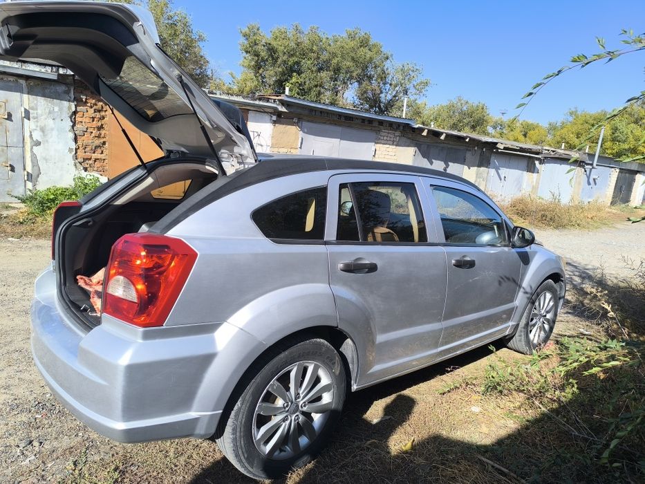 Продам машину Dodge