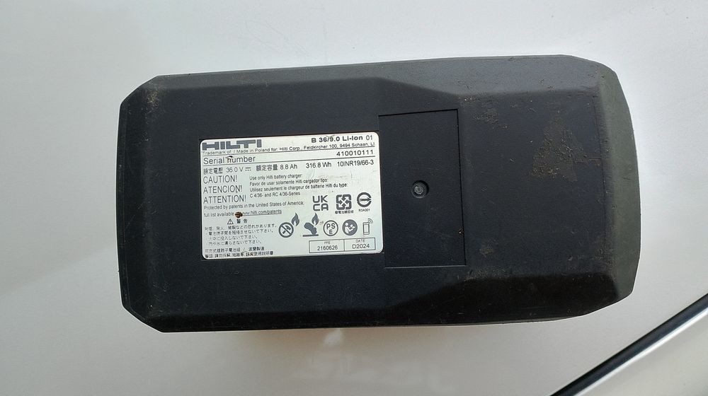 Акумулаторна батерия Hilti 36волта -9ампера