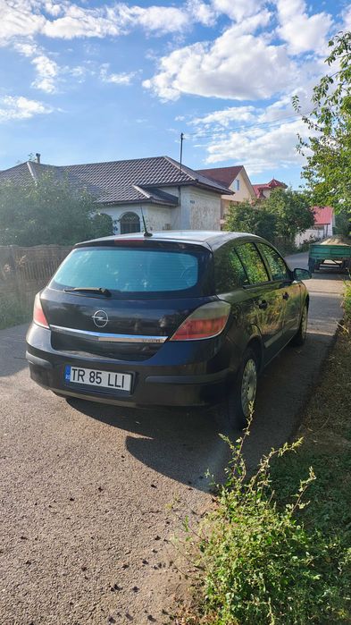 Opel Astra H 1.7cdti an 2004