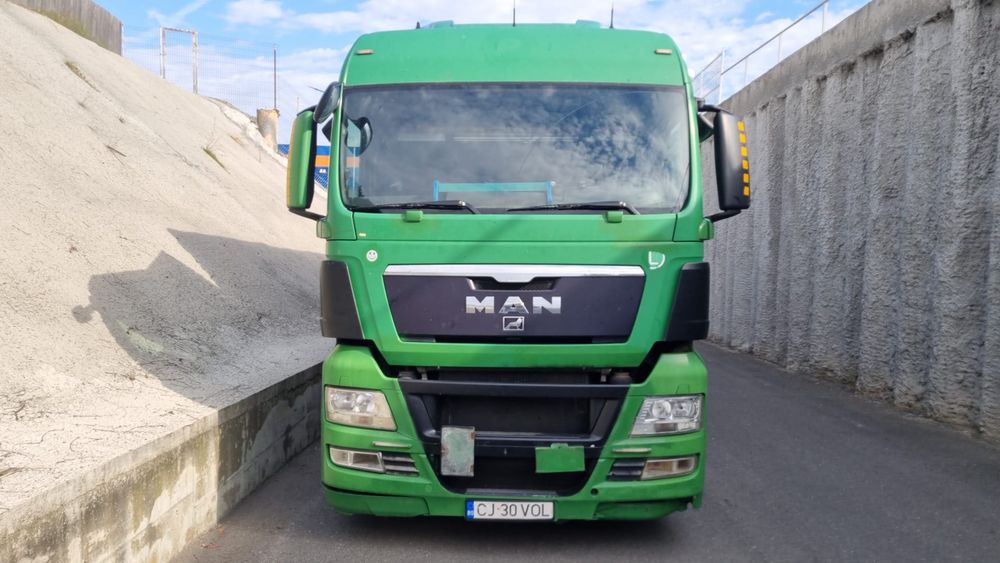 Ansamblu MAN TGX + Semiremorca Koegel mega