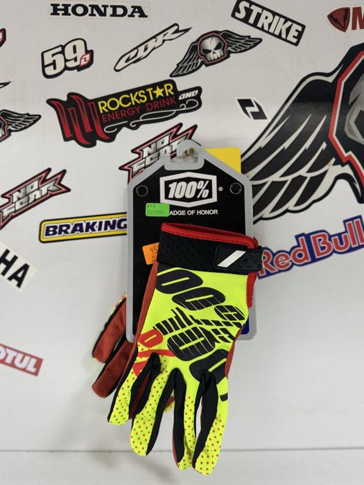Ръкавици за мотокрос и колоездене 100%