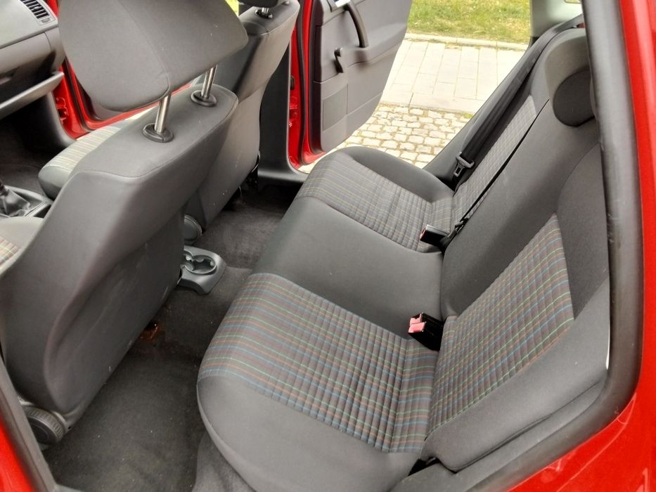Volkswagen Polo 1.2 benzina in 4 usi