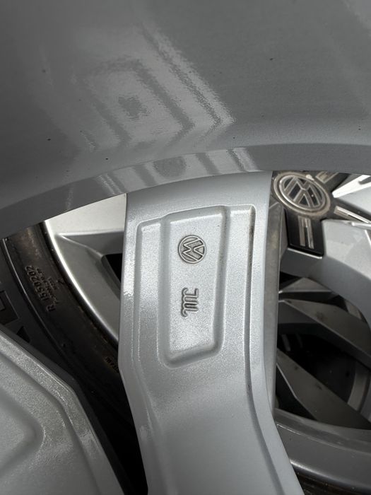 Jante Aliaj 20 Originale VW Touareg III CR Montero 760601025C