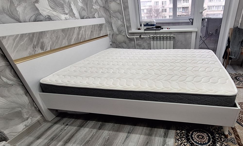 Продам кровать фабрики Любимый дом