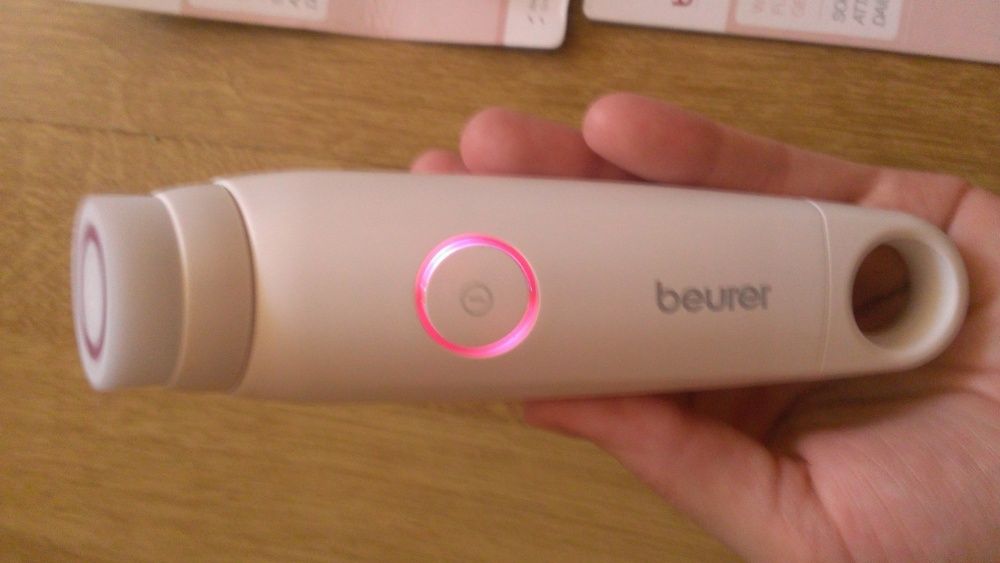 set perie curatarea fetei+ rezerve