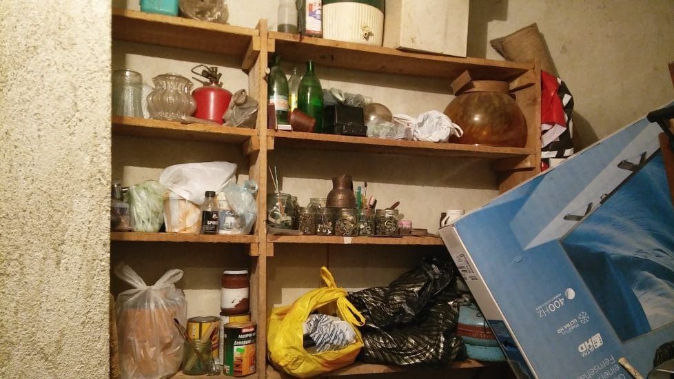 ХАМАЛСКИ УСЛУГИ: Чистене на мазета, тавани, апартаменти и извозване на мебели