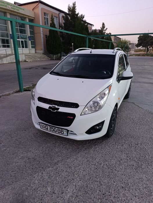 Spark yili 2011 3 pozitsya orqa kirloda petno bor korib olovraslar