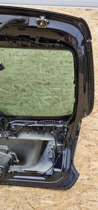 Haion Volkswagen Golf 5 / Golf 6 Break, Complet Original fără rugină, cod  Culoare LC9X  prețul din Rm-Vâlcea  1 700 Lei