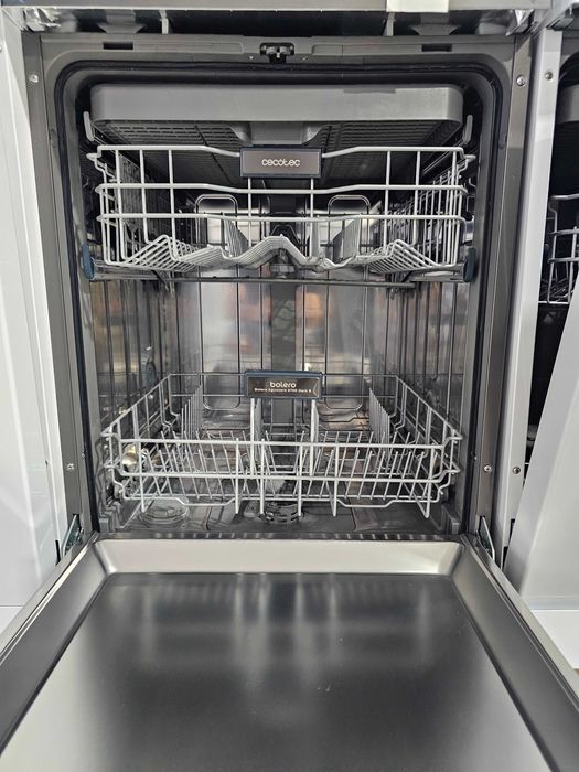 Cecotec Dishwasher 60 cm-Freestanding Bolero Aguazero 6700 Dark B, Energy Efficient, Inverter Plus Motor, XXL, Third Compartment, Turbo Dry+