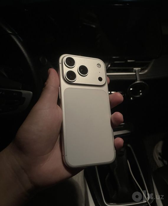 Iphone 14 pro 17 pro qilingan  naxtga 550$