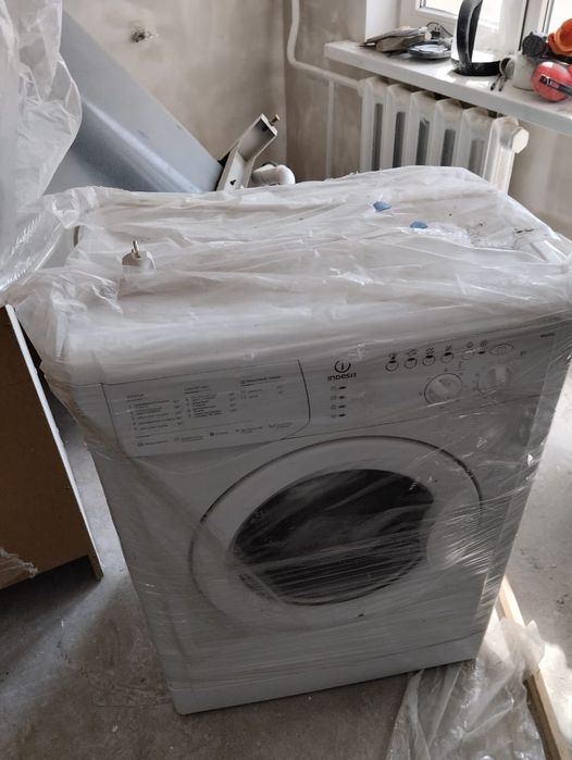 Стиральная машина Indesit