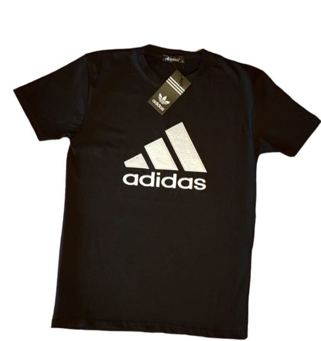 Tricouri adidas siglă cusută