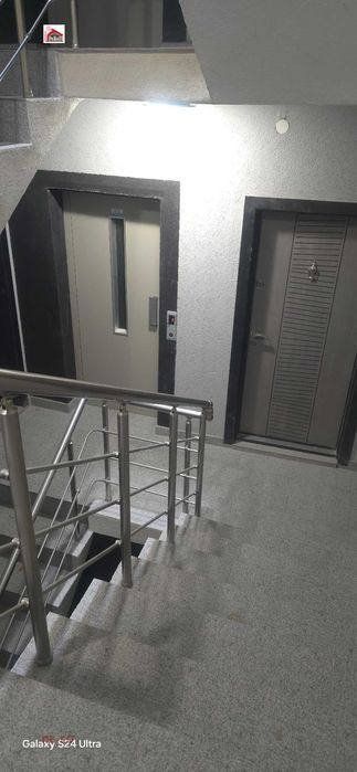 Продава тристаен, в нова кооперация на бул. "Цар Освободител"