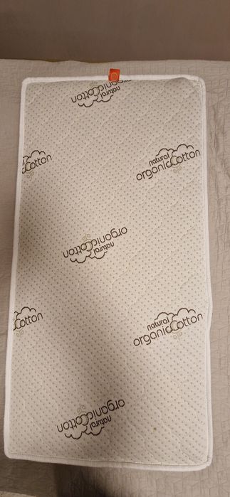 Матрак за бебешка кошара