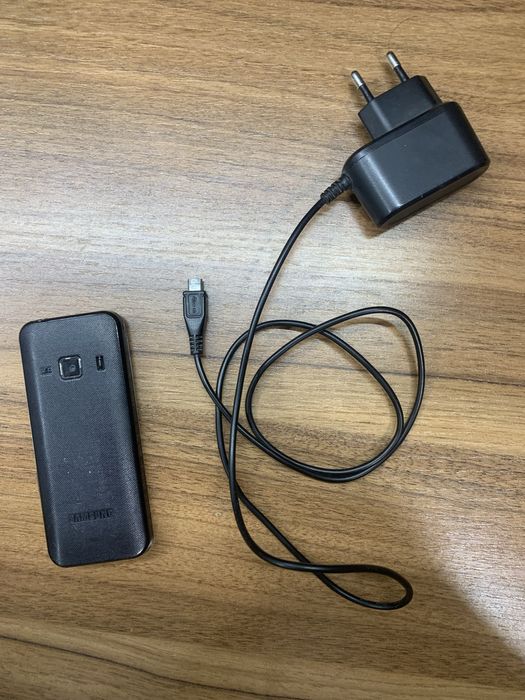 Старый телефон, на детали