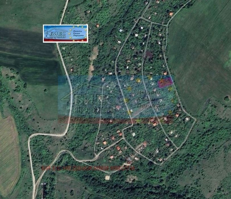 Парцел в с. Радуй 900 м²