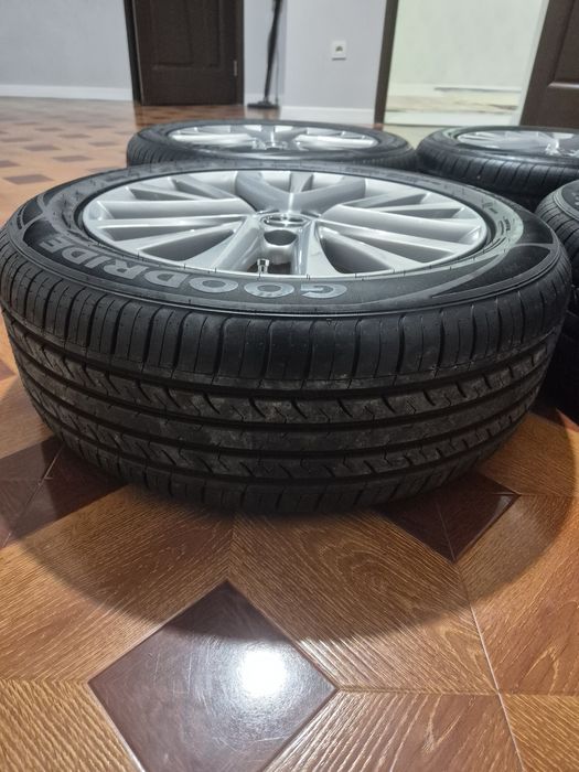 Продам диски с покрышкой