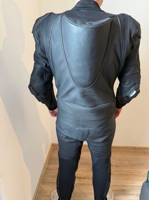 Costum moto dintr o piesa rmd