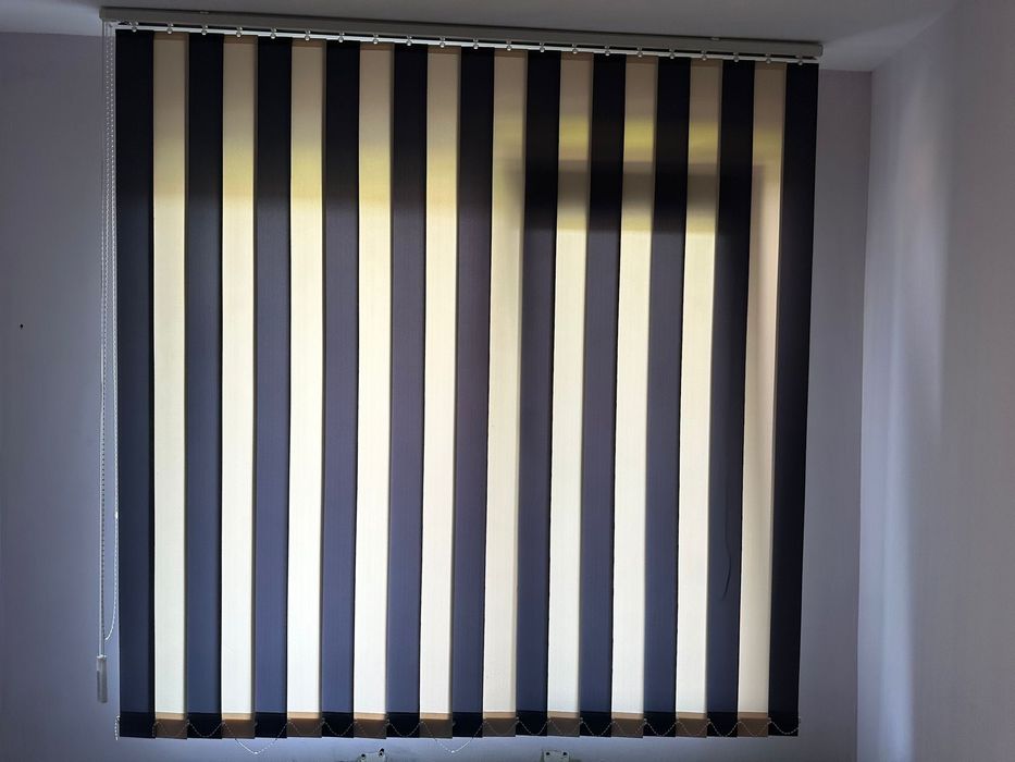 Щори плисе запазени ,като нови ,двуцветни