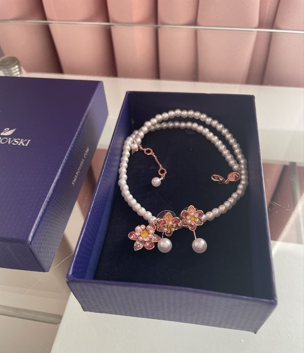 Колие и обеци Swarovski